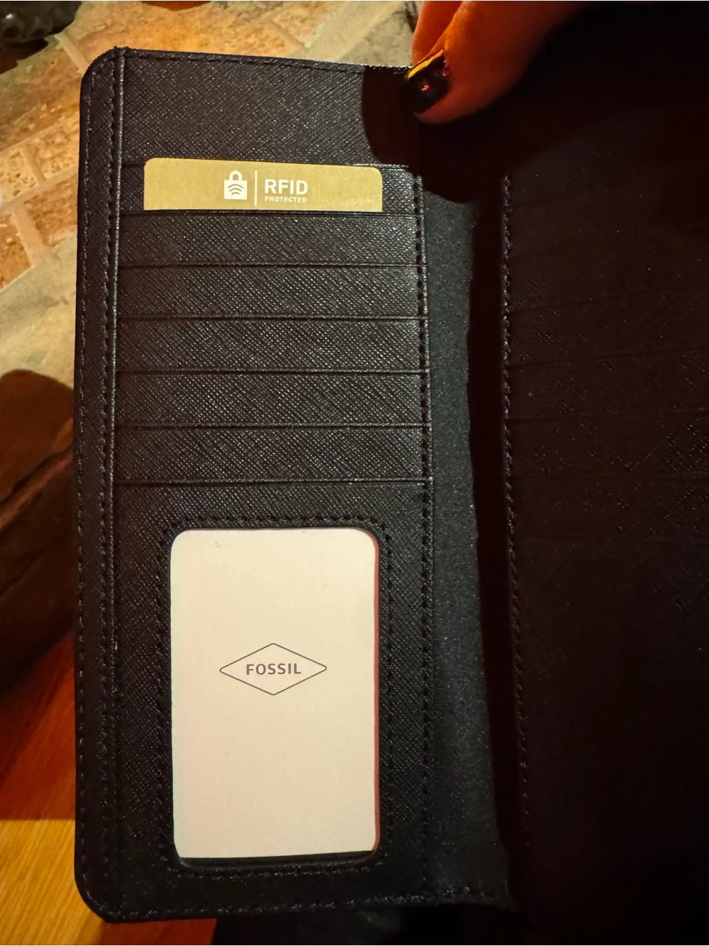 Fossil Black Pebbled Leather Wallet RFD Protection